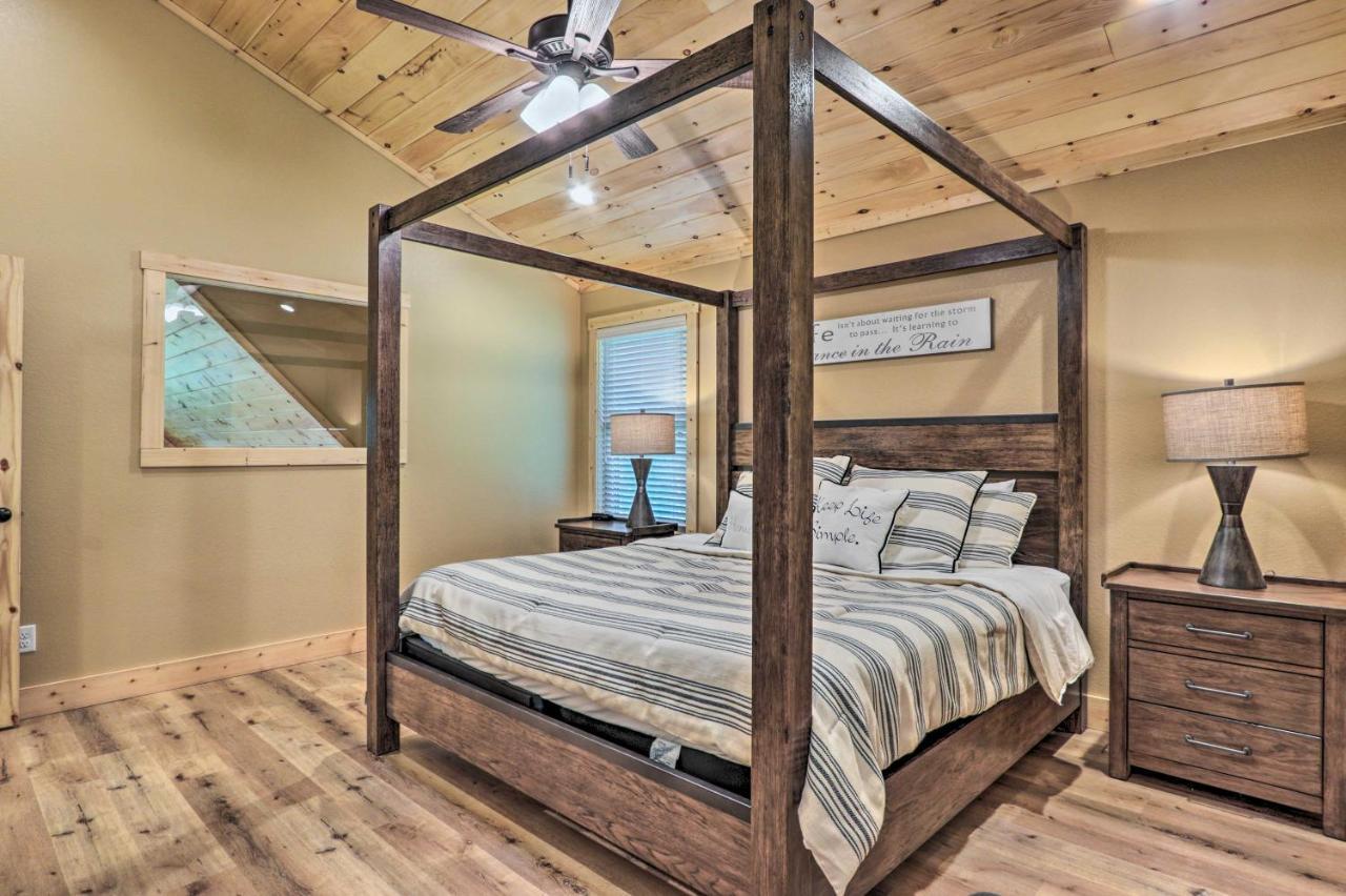 Sevierville Cabin Deck With Foosball And Hot Tub! Екстериор снимка