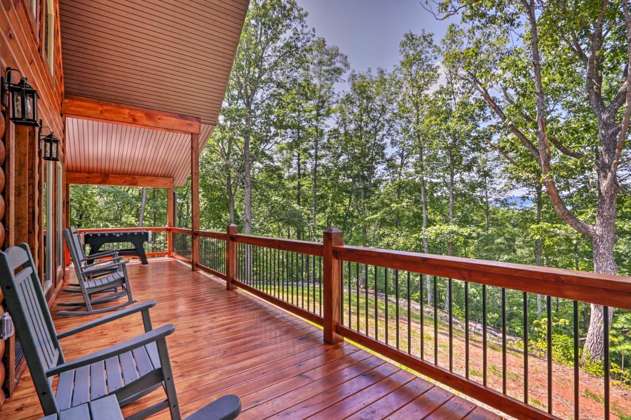 Sevierville Cabin Deck With Foosball And Hot Tub! Екстериор снимка